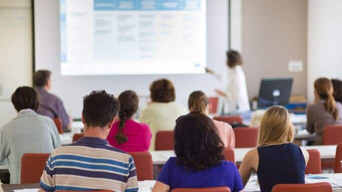 How To Start An Online Business In University