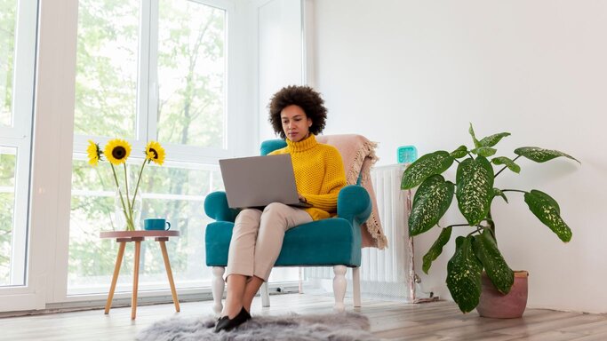 How to Find Remote Work in the Finance Industry