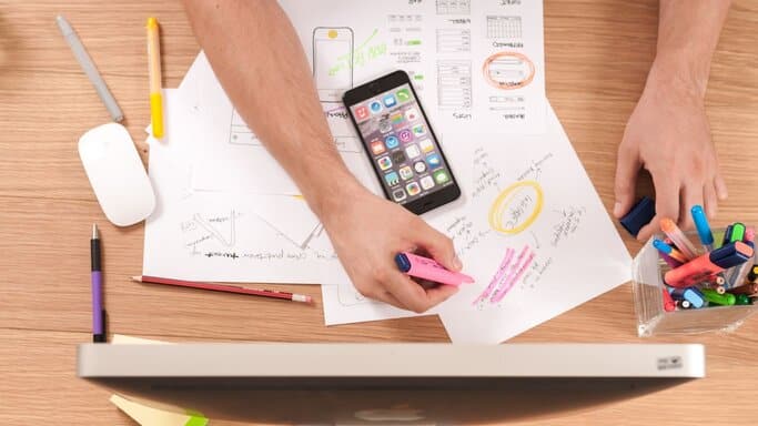 Is business administration hard? 14 key facts about it