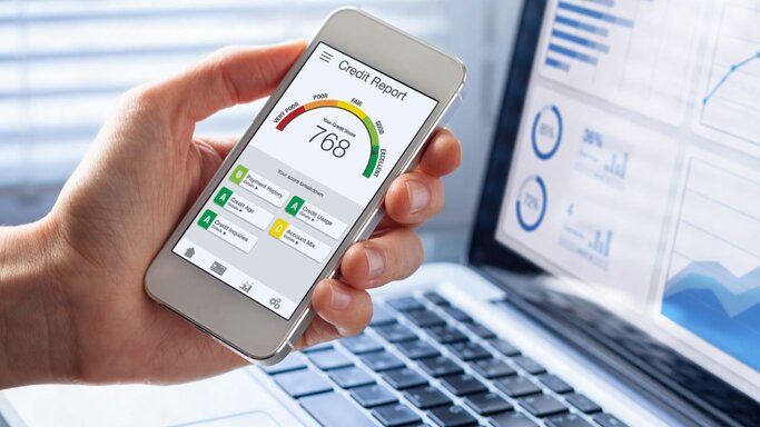 Money Budgeting Apps for Young Professionals