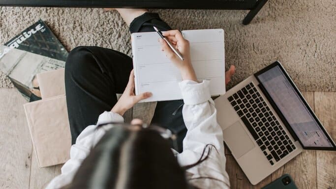 Navigating Student Debt: How Title Loans Can Offer Relief