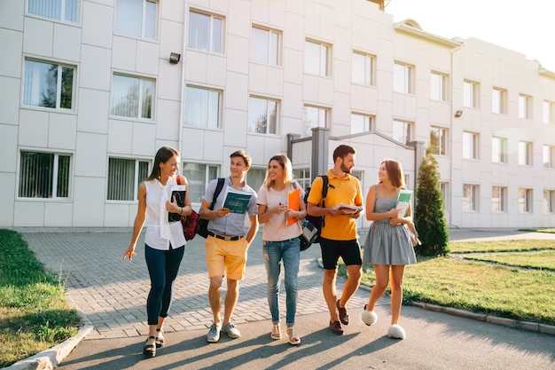 Smart College Investing A Clear Guide to Financial Success for Students
